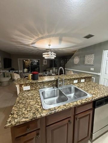 8968 Lancaster St, Tamarac, FL 33321