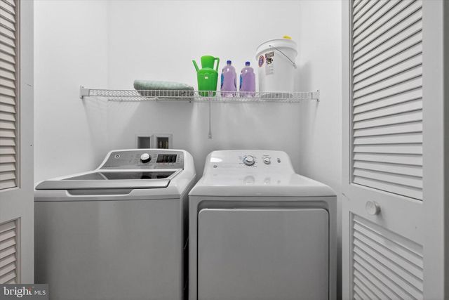 37 S CENTER ST, Hanover, PA 17331
