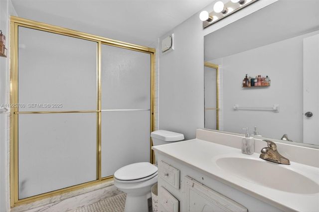 370 E Laurel Dr 6E, Margate, FL 33063