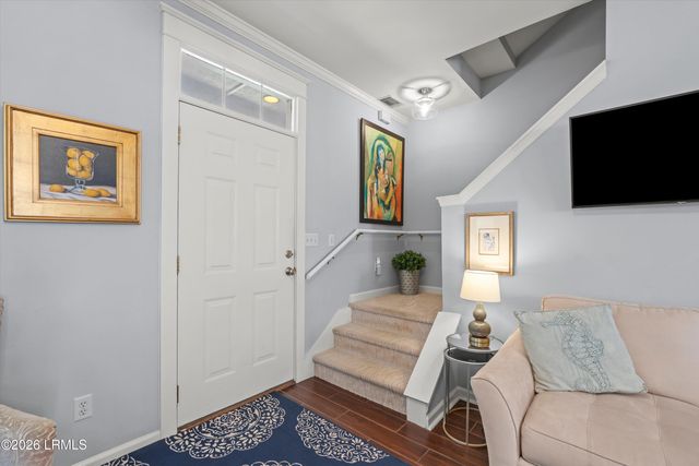 1105 13th St Apt D, Port Royal, SC 29935