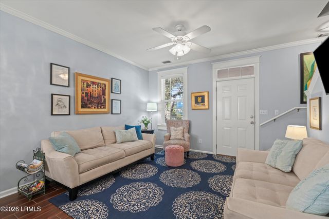 1105 13th St Apt D, Port Royal, SC 29935