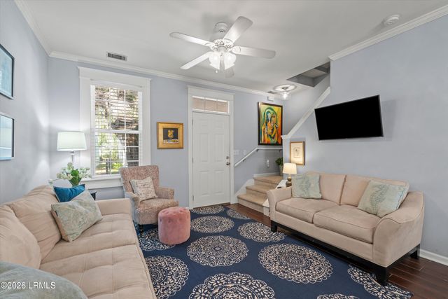 1105 13th St Apt D, Port Royal, SC 29935