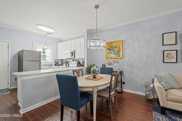 1105 13th St Apt D, Port Royal, SC 29935