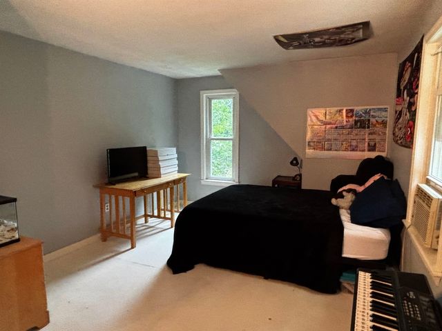 18 Roberts Road, Rochester, NH 03867