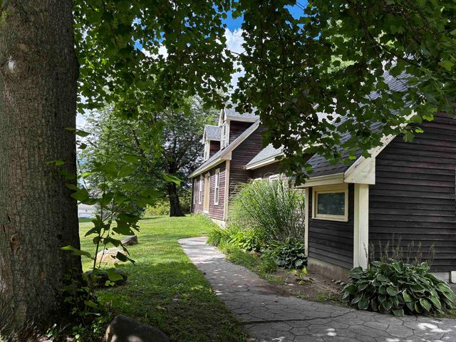 18 Roberts Road, Rochester, NH 03867