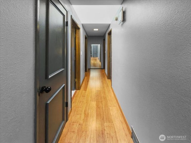 19607 136th Place SE, Renton, WA 98058