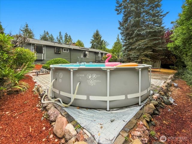 19607 136th Place SE, Renton, WA 98058