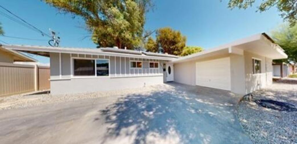 77630 California Drive, Palm Desert, CA 92211