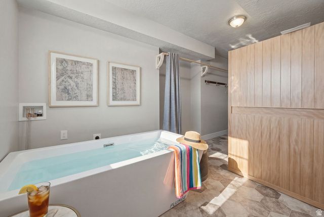 68 E COLUMBUS CT, Salt Lake City, UT 84103