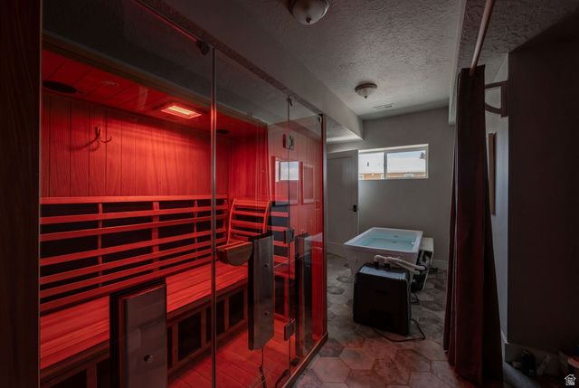 68 E COLUMBUS CT, Salt Lake City, UT 84103