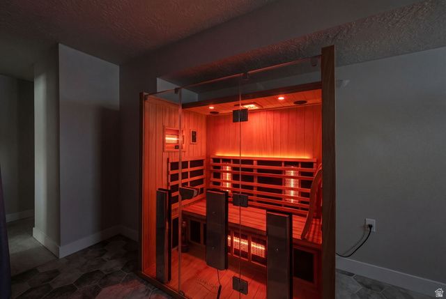 68 E COLUMBUS CT, Salt Lake City, UT 84103