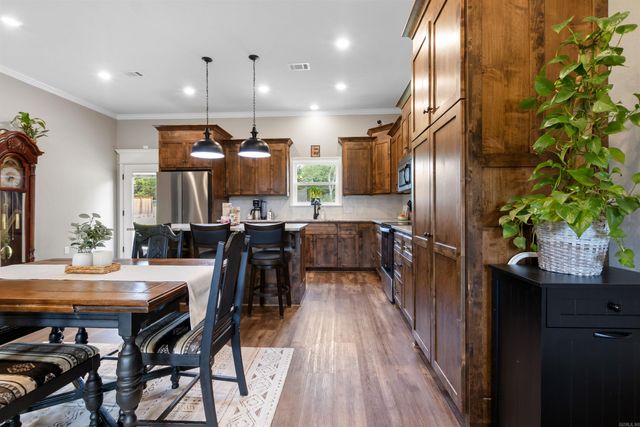 16 Otto Landing Dr, Greenbrier, AR 72058