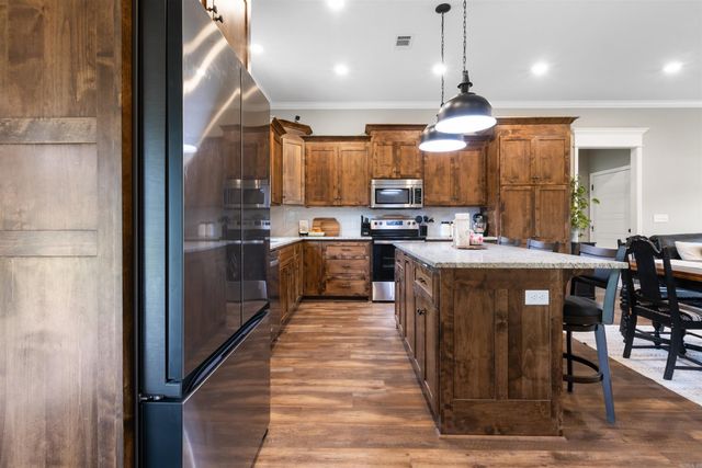16 Otto Landing Dr, Greenbrier, AR 72058