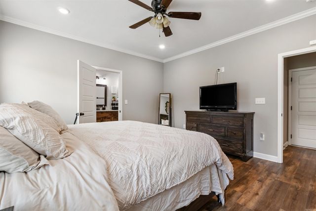 16 Otto Landing Dr, Greenbrier, AR 72058