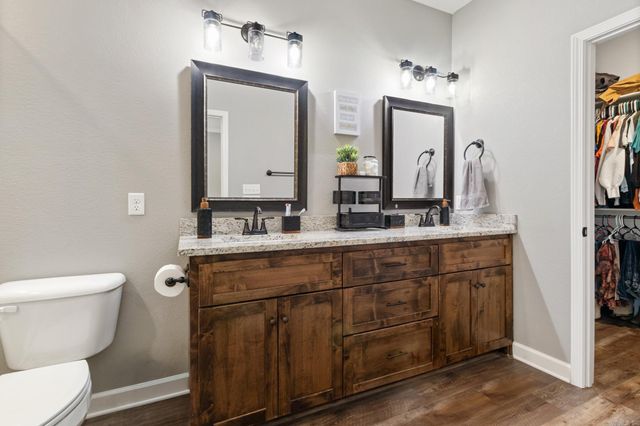 16 Otto Landing Dr, Greenbrier, AR 72058