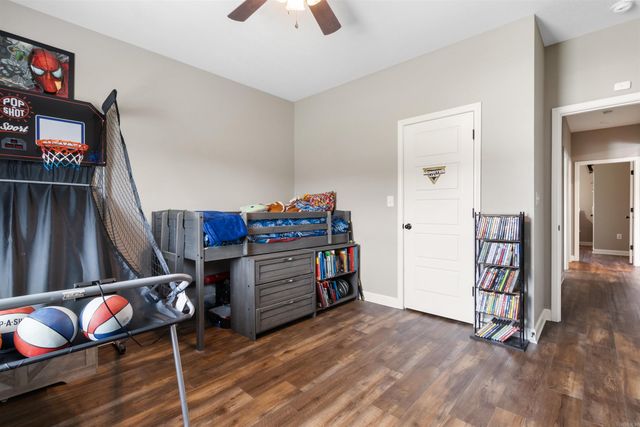 16 Otto Landing Dr, Greenbrier, AR 72058