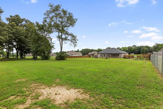 16 Otto Landing Dr, Greenbrier, AR 72058