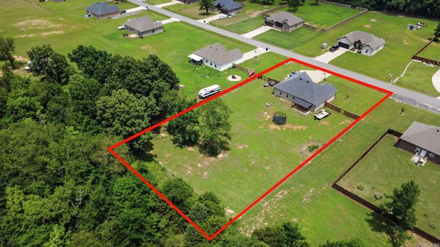 16 Otto Landing Dr, Greenbrier, AR 72058