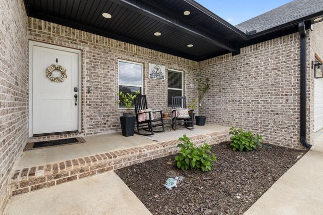 16 Otto Landing Dr, Greenbrier, AR 72058
