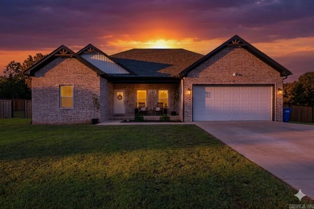 16 Otto Landing Dr, Greenbrier, AR 72058