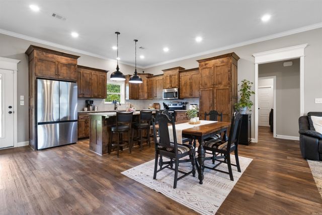 16 Otto Landing Dr, Greenbrier, AR 72058