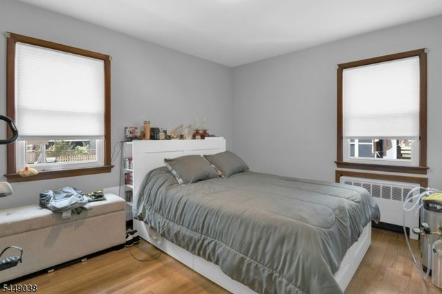 915 Essex Ave, Linden City, NJ 07036