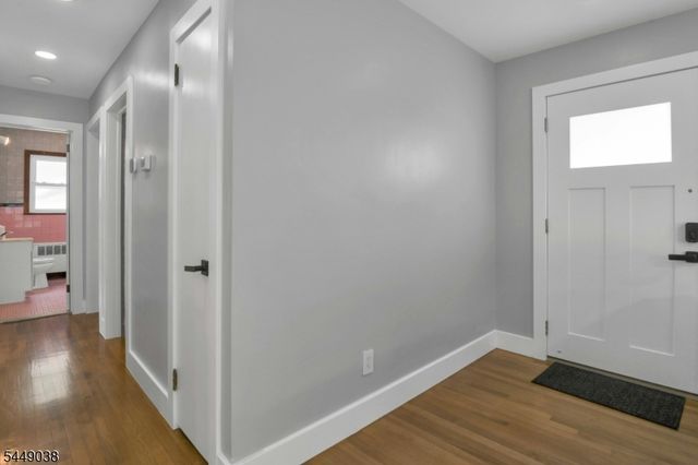915 Essex Ave, Linden City, NJ 07036