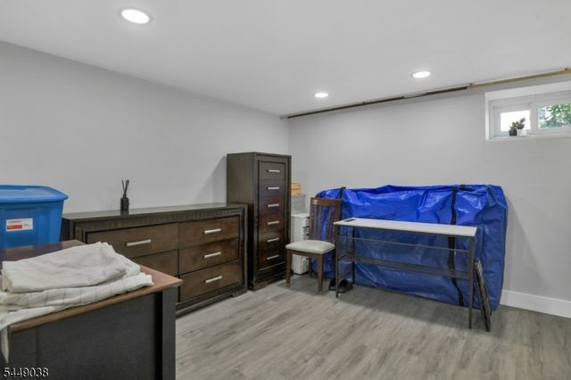 915 Essex Ave, Linden City, NJ 07036