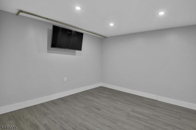 915 Essex Ave, Linden City, NJ 07036