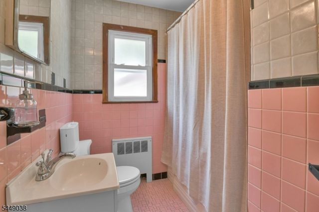 915 Essex Ave, Linden City, NJ 07036