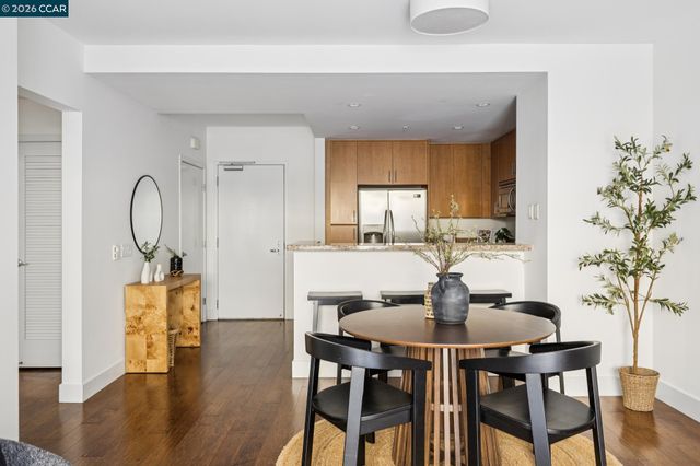 438 W Grand Ave 432, Oakland, CA 94612