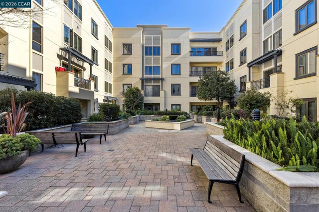 438 W Grand Ave 432, Oakland, CA 94612