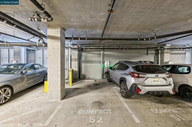 438 W Grand Ave 432, Oakland, CA 94612