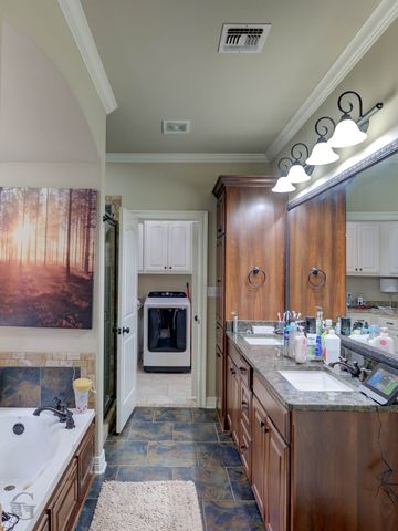 234 Arrowhead Drive, Bossier City, LA 71111