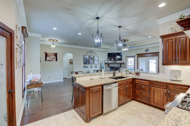 234 Arrowhead Drive, Bossier City, LA 71111