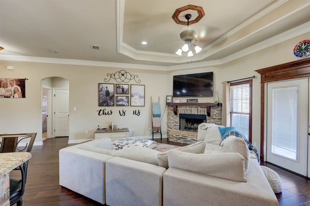 234 Arrowhead Drive, Bossier City, LA 71111