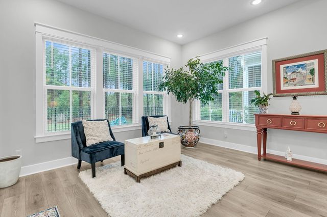 582 Marsh Cove Circle, Summerville, SC 29486
