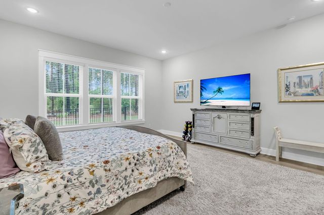 582 Marsh Cove Circle, Summerville, SC 29486