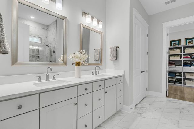 582 Marsh Cove Circle, Summerville, SC 29486