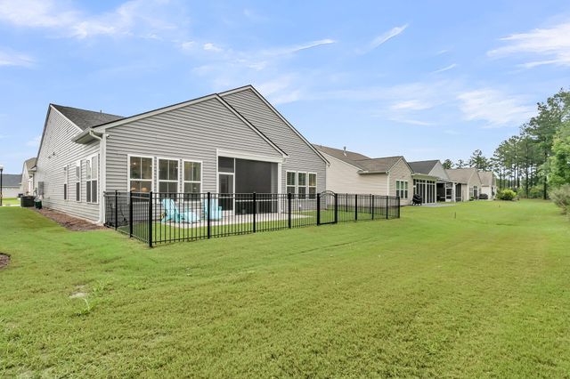 582 Marsh Cove Circle, Summerville, SC 29486