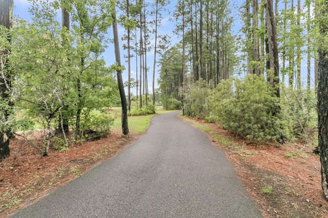 582 Marsh Cove Circle, Summerville, SC 29486