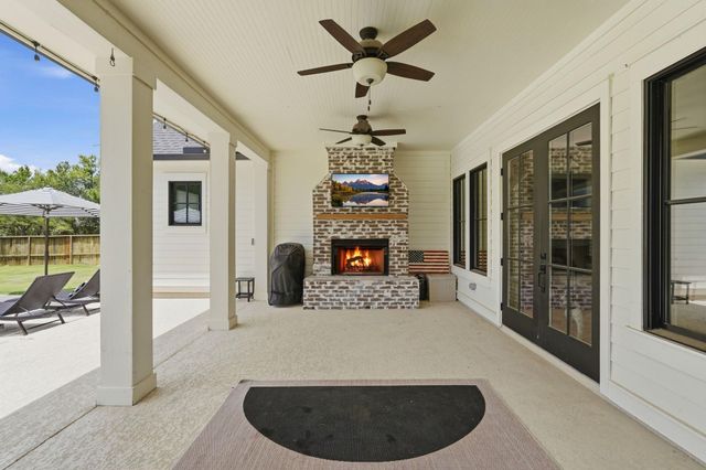 6533 Auburn Lakes Drive, Spring, TX 77389