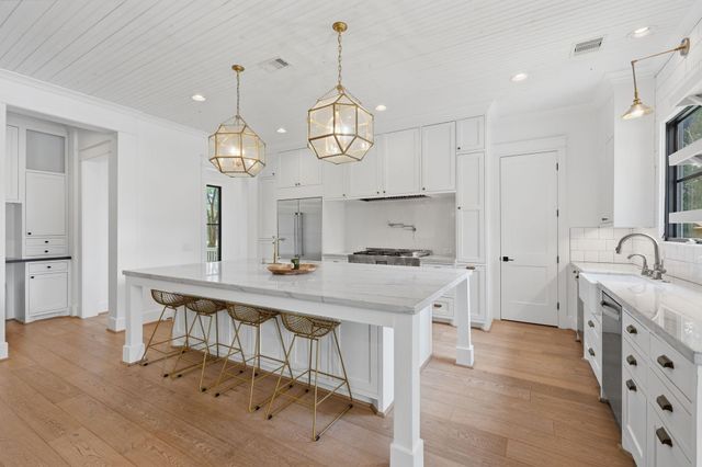 6533 Auburn Lakes Drive, Spring, TX 77389