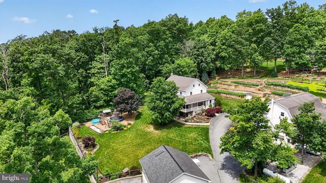 257 HILL RD, New Holland, PA 17557