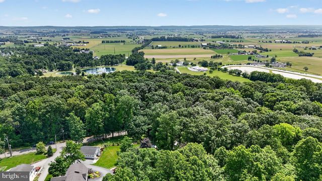 257 HILL RD, New Holland, PA 17557