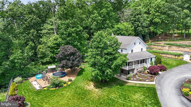 257 HILL RD, New Holland, PA 17557