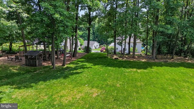 257 HILL RD, New Holland, PA 17557