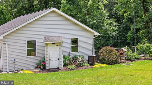 257 HILL RD, New Holland, PA 17557