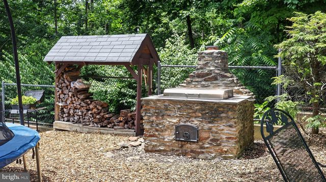 257 HILL RD, New Holland, PA 17557