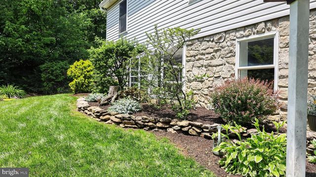 257 HILL RD, New Holland, PA 17557